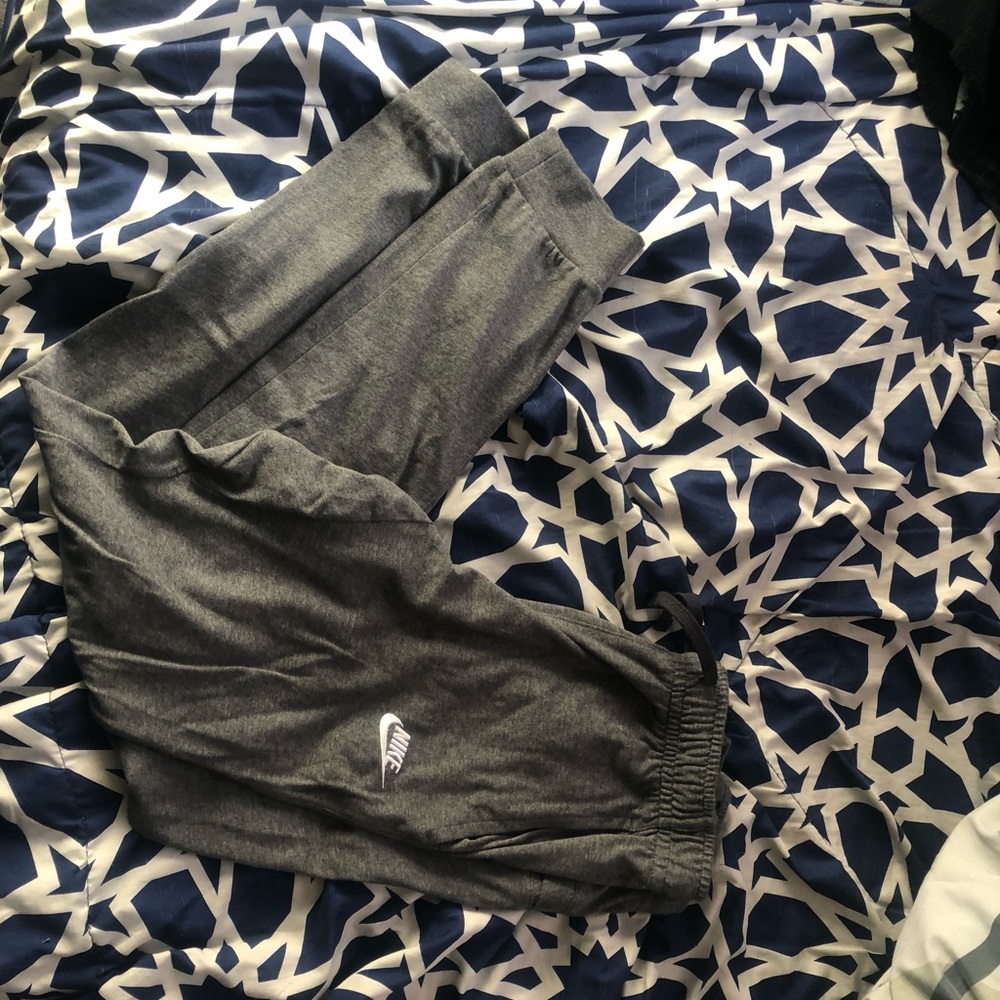 Nike joggers